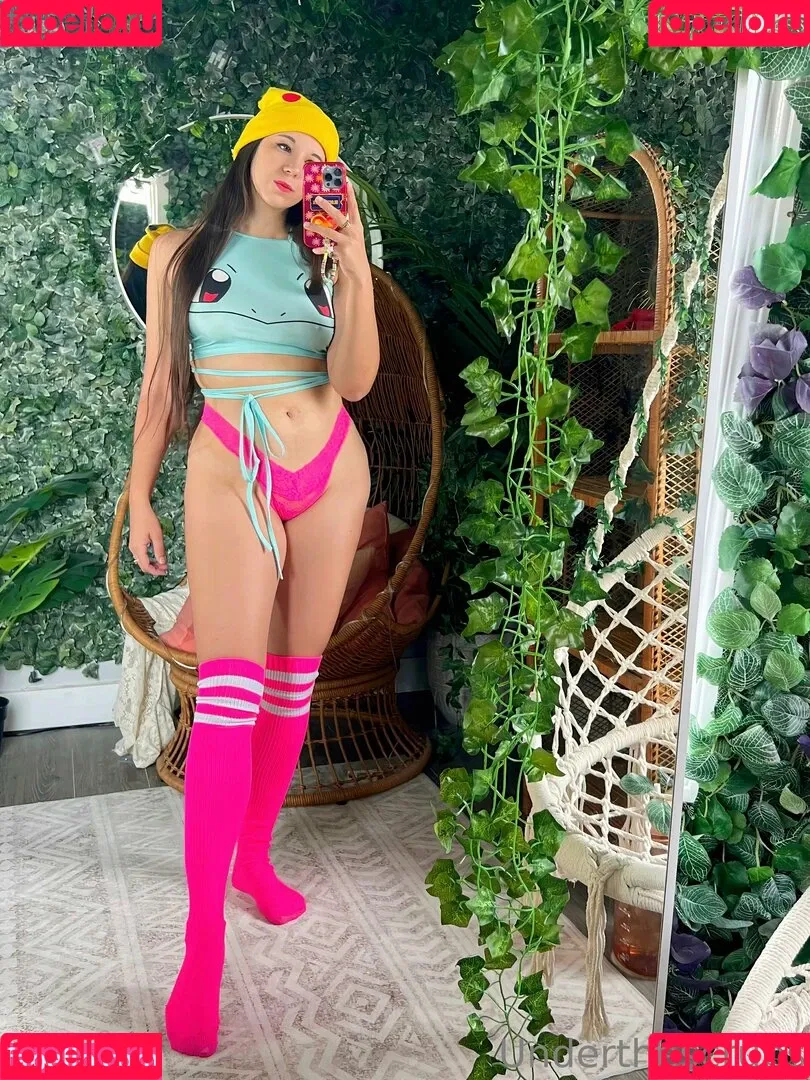 underthescrubs Onlyfans Photo Gallery 