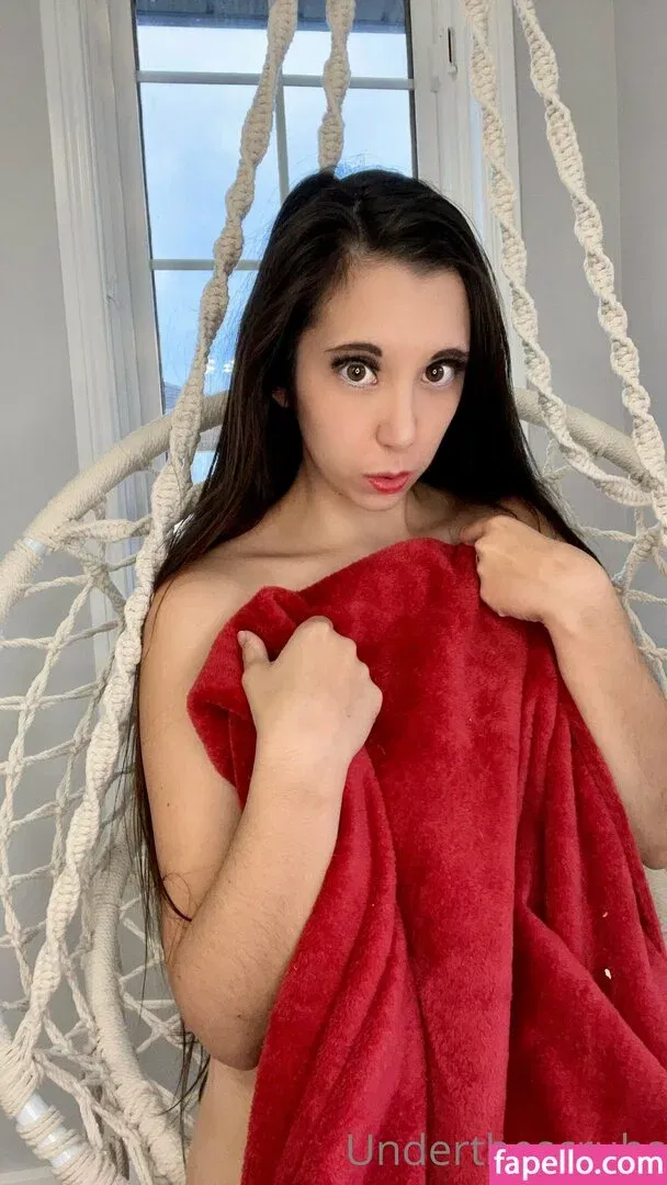 underthescrubs Onlyfans Photo Gallery 