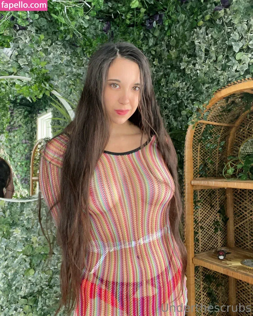 underthescrubs Onlyfans Photo Gallery 