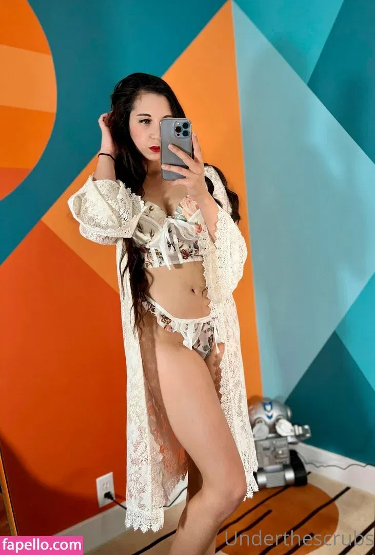 underthescrubs Onlyfans Photo Gallery 