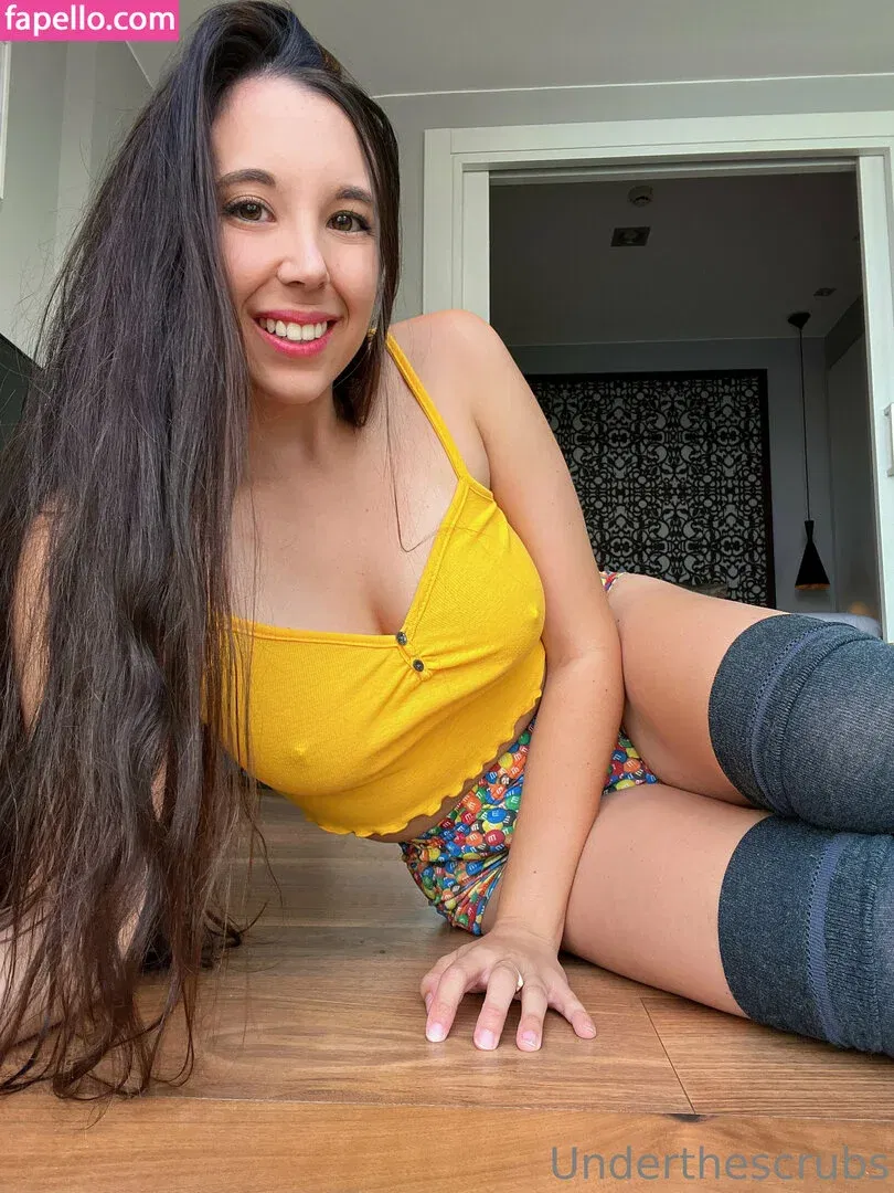 underthescrubs Onlyfans Photo Gallery 