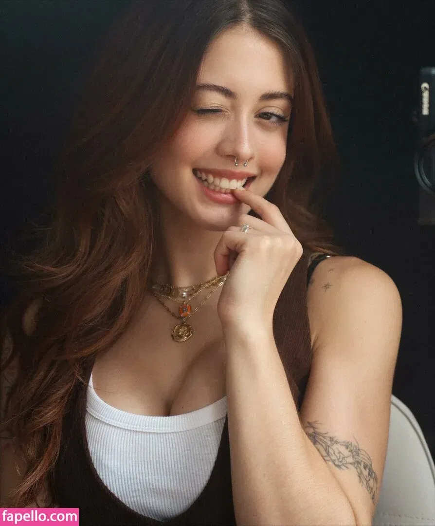 Ananda Morais Onlyfans Photo Gallery 