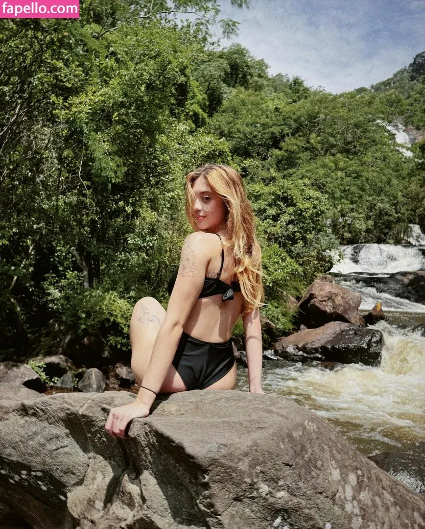 Ananda Morais Onlyfans Photo Gallery 