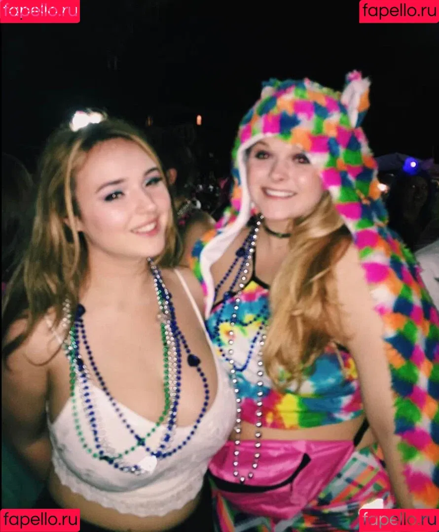 Julia F Onlyfans Photo Gallery 