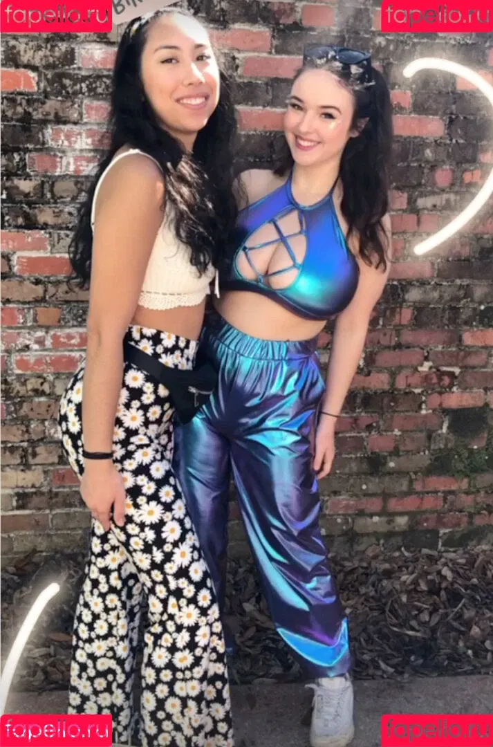 Julia F Onlyfans Photo Gallery 