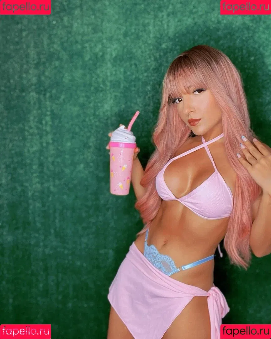Barbierican Onlyfans Photo Gallery 