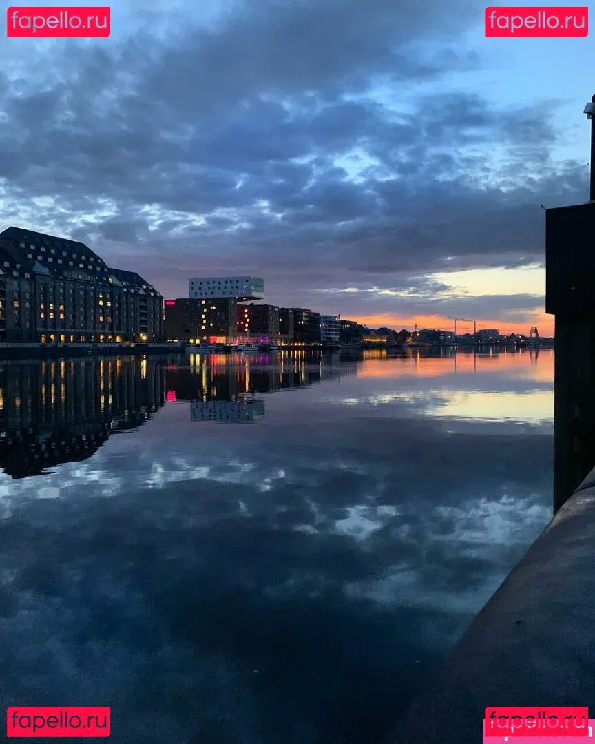 Helia Soltani Onlyfans Photo Gallery 