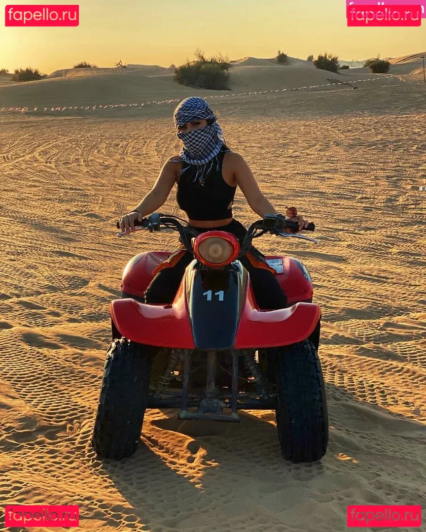 Helia Soltani Onlyfans Photo Gallery 