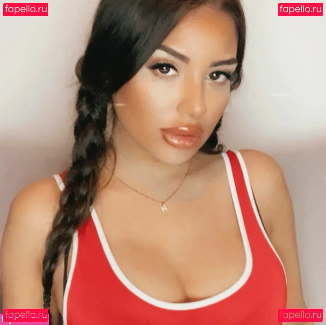 Helia Soltani Onlyfans Photo Gallery 