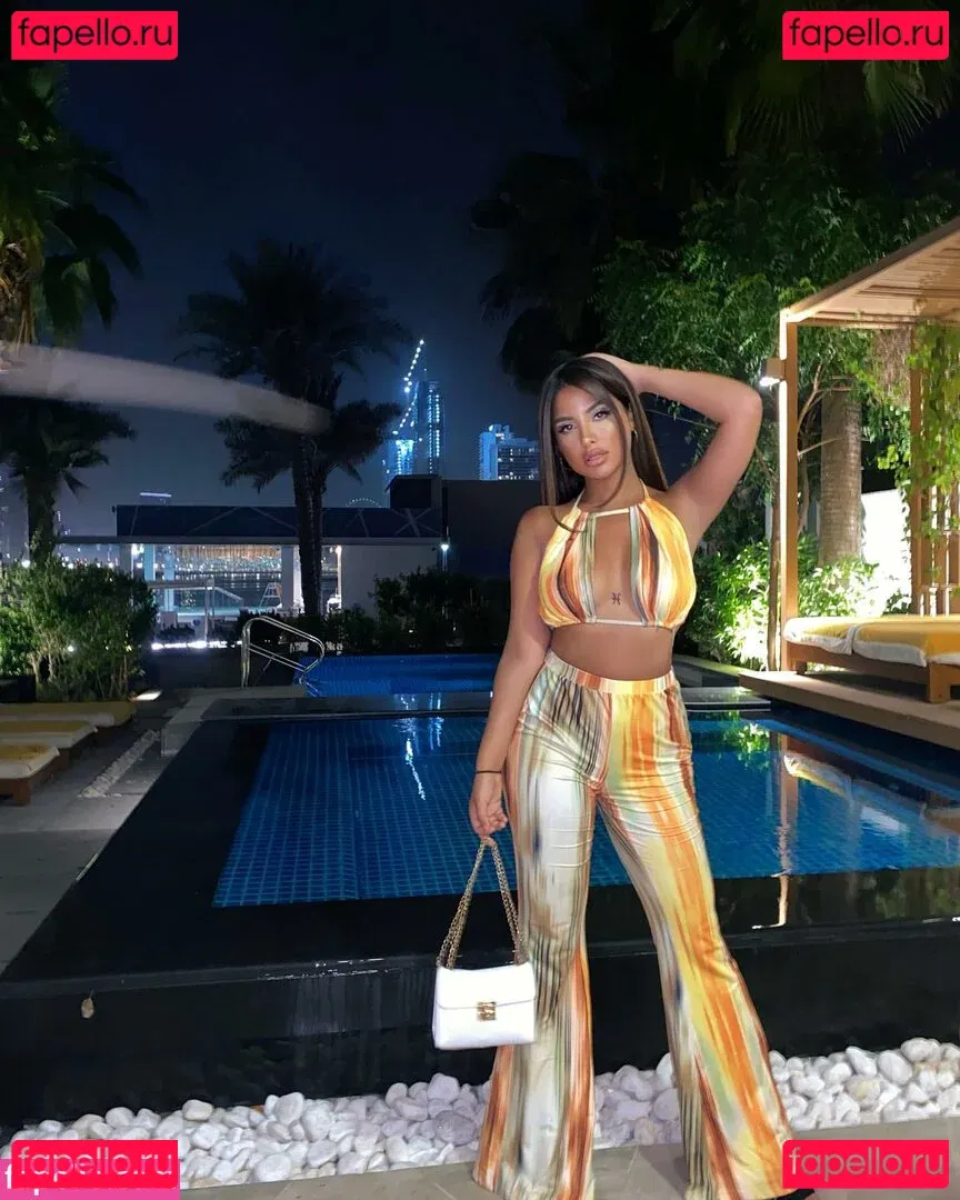 Helia Soltani Onlyfans Photo Gallery 