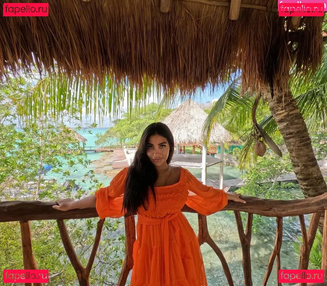 Helia Soltani Onlyfans Photo Gallery 