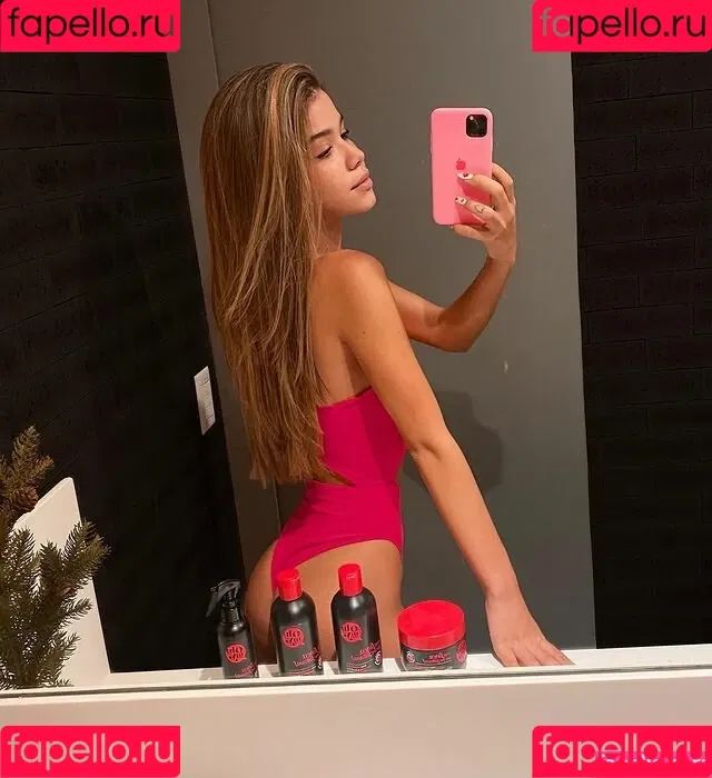 tiliaoficial Onlyfans Photo Gallery 