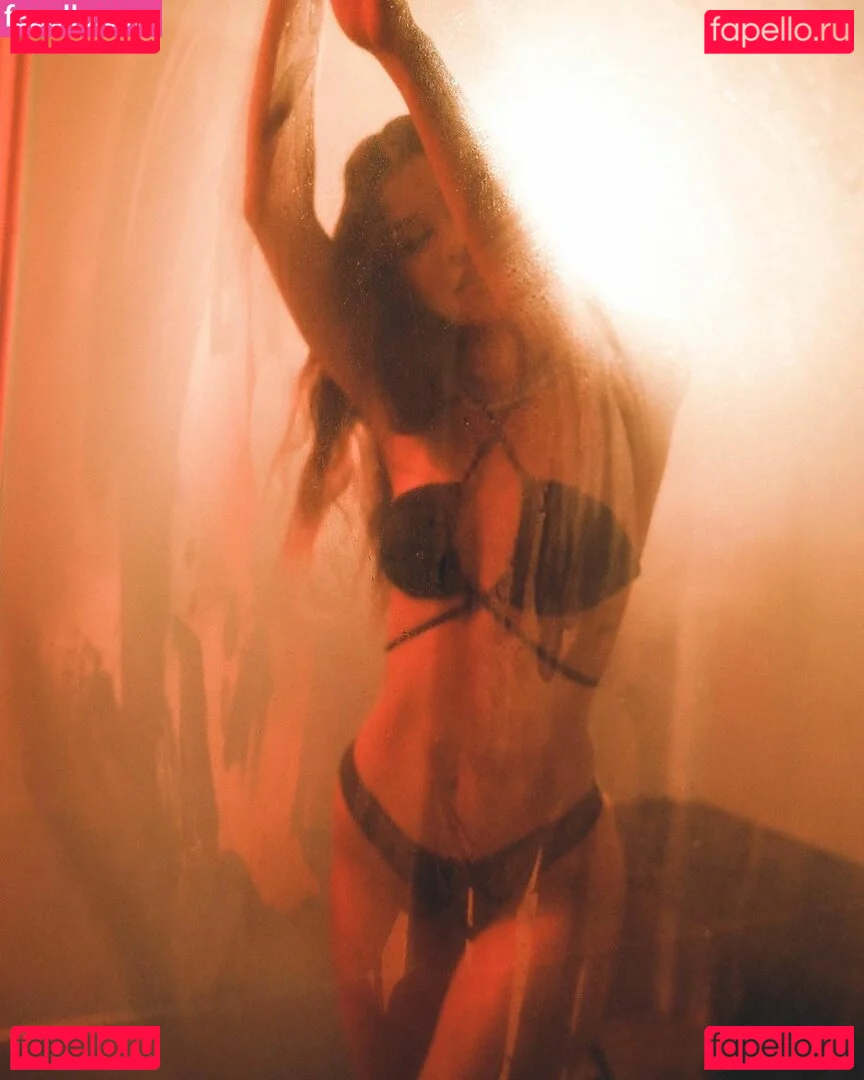 tiliaoficial Onlyfans Photo Gallery 