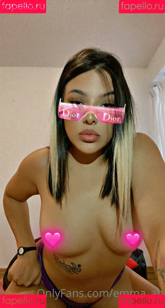 emma_ah Onlyfans Photo Gallery 