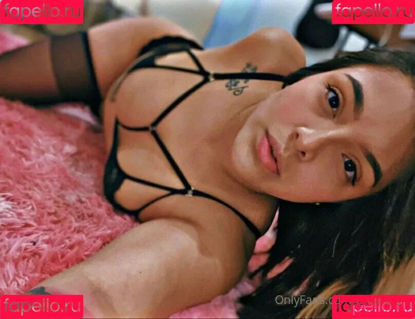 emma_ah Onlyfans Photo Gallery 
