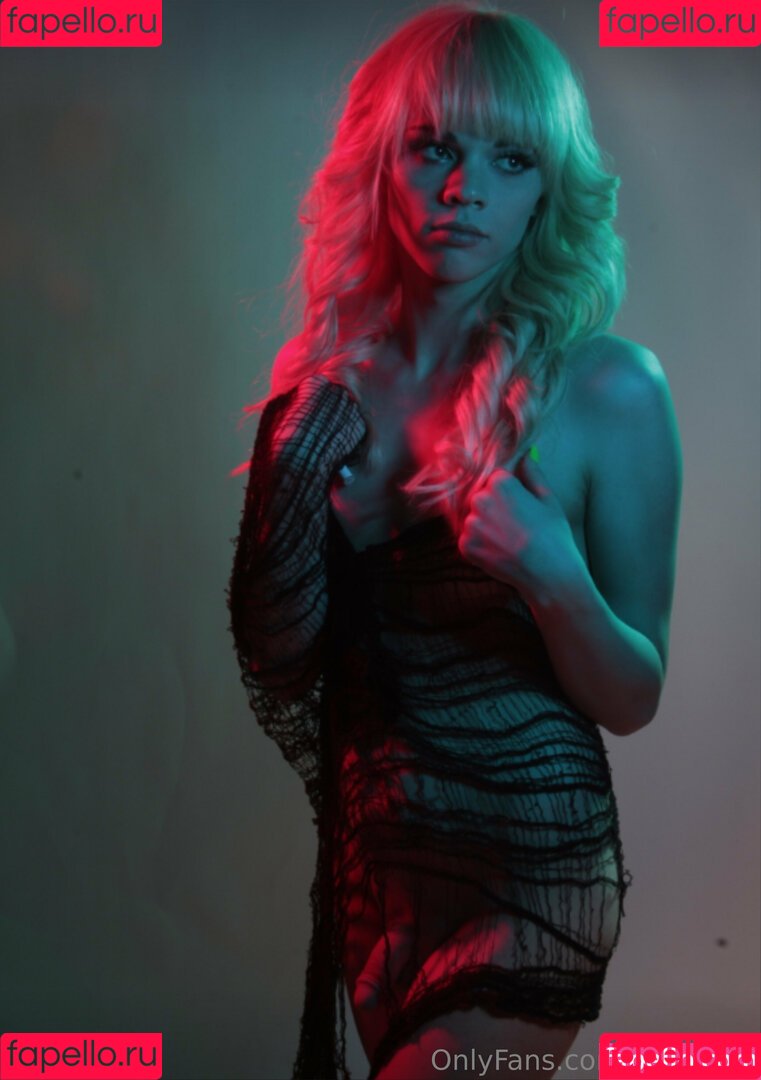 katezoha Onlyfans Photo Gallery 