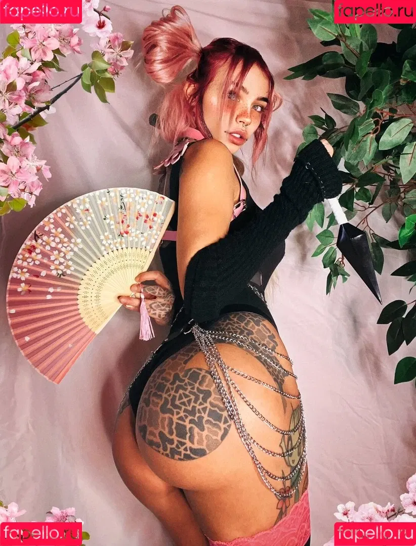 Fishball Suicide Onlyfans Photo Gallery 