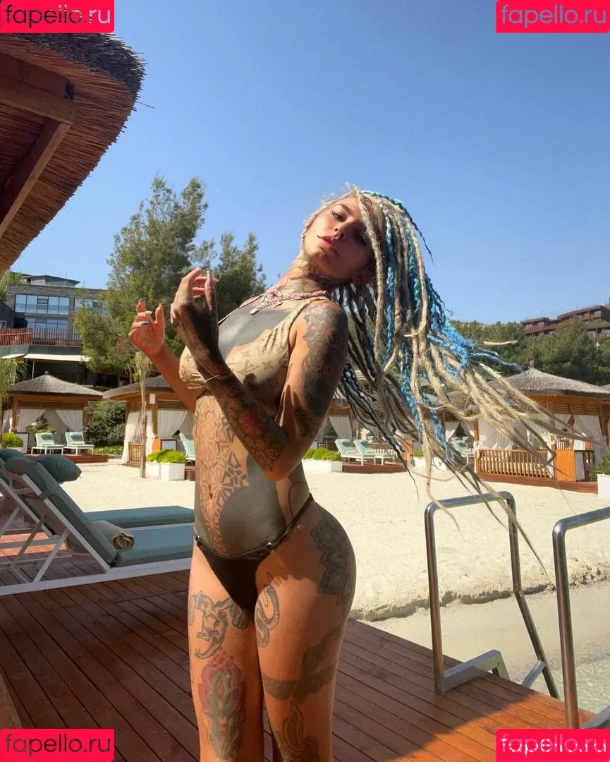Fishball Suicide Onlyfans Photo Gallery 