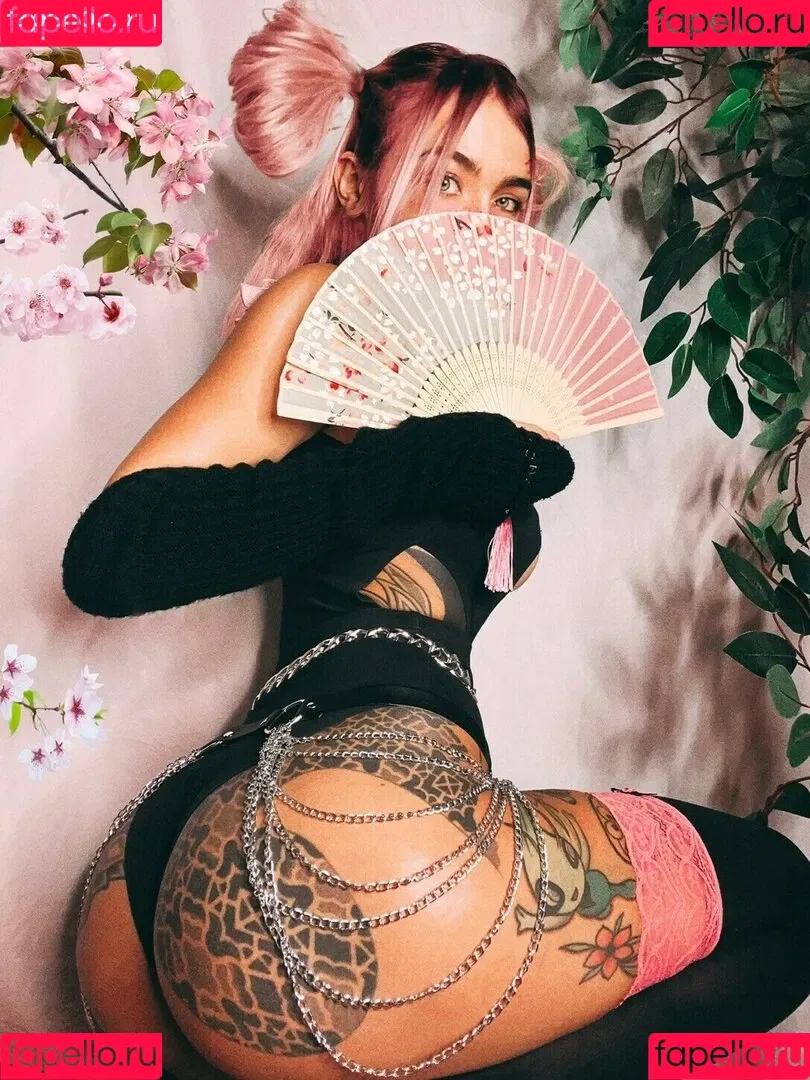 Fishball Suicide Onlyfans Photo Gallery 