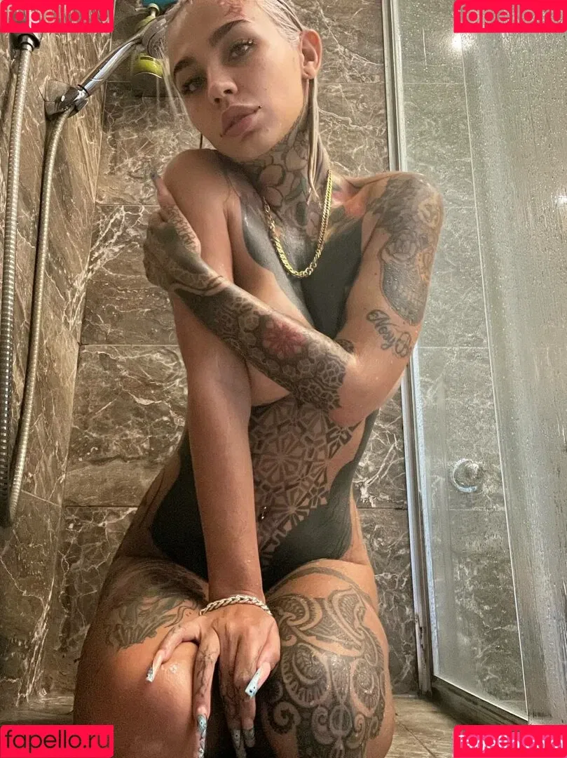 Fishball Suicide Onlyfans Photo Gallery 