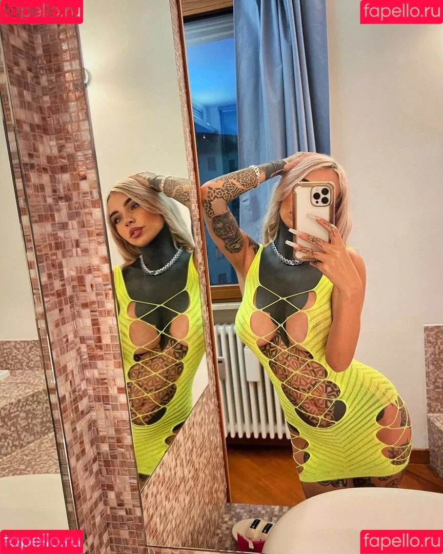 Fishball Suicide Onlyfans Photo Gallery 