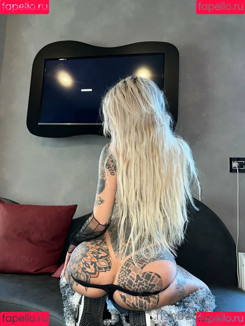 Fishball Suicide Onlyfans Photo Gallery 