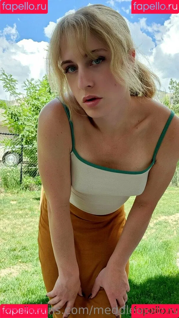 meddleblooms Onlyfans Photo Gallery 