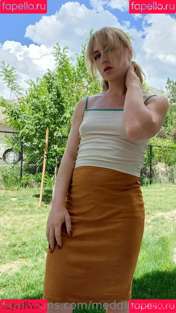 meddleblooms Onlyfans Photo Gallery 
