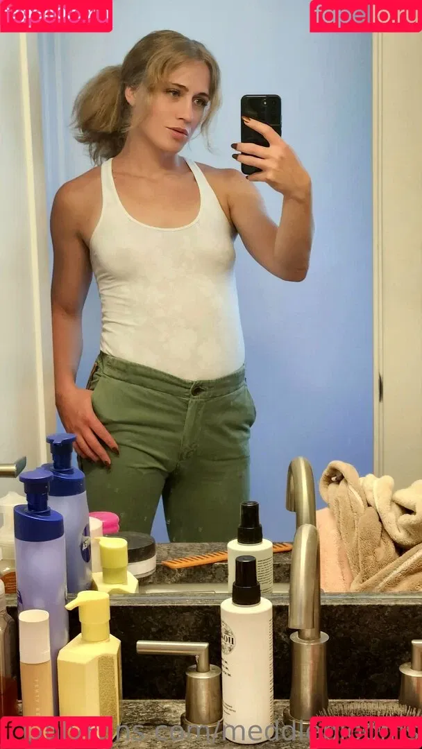 meddleblooms Onlyfans Photo Gallery 