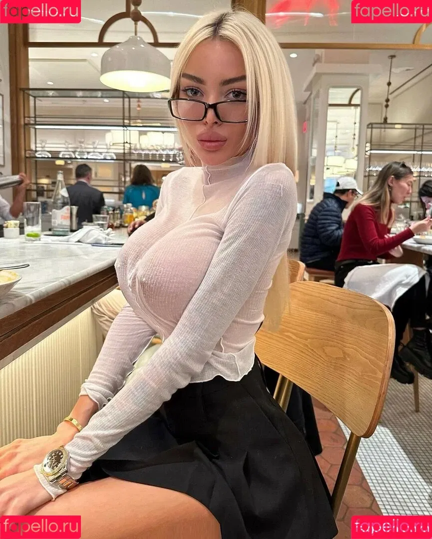 Alena Omovych Onlyfans Photo Gallery 