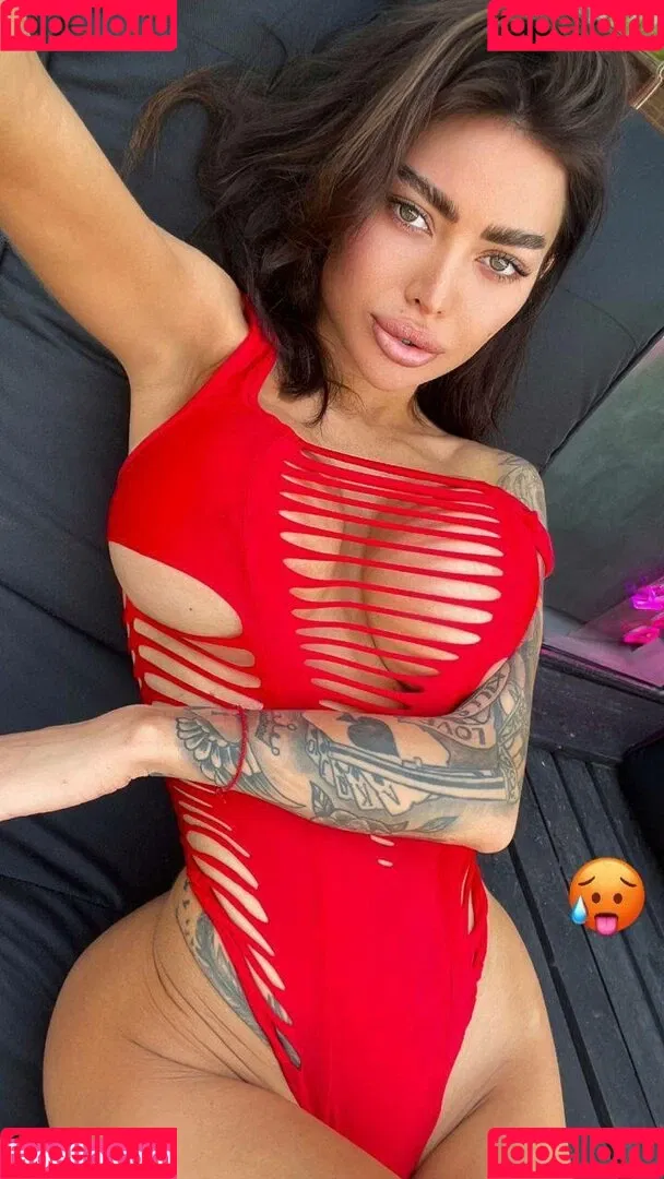 Alena Omovych Onlyfans Photo Gallery 