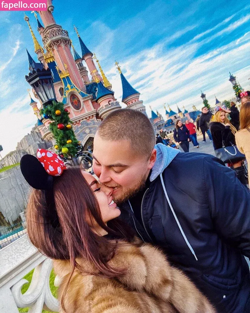 Alena Omovych Onlyfans Photo Gallery 