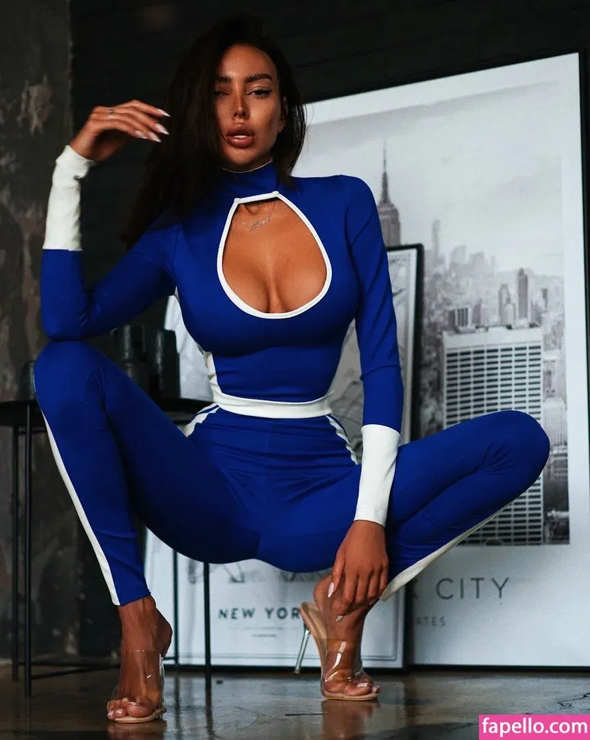 Alena Omovych Onlyfans Photo Gallery 