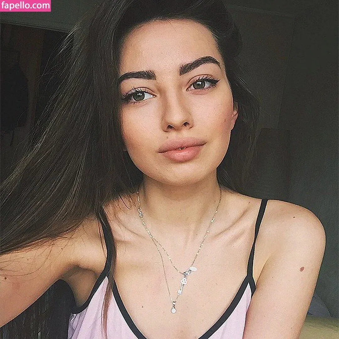 Alena Omovych Onlyfans Photo Gallery 