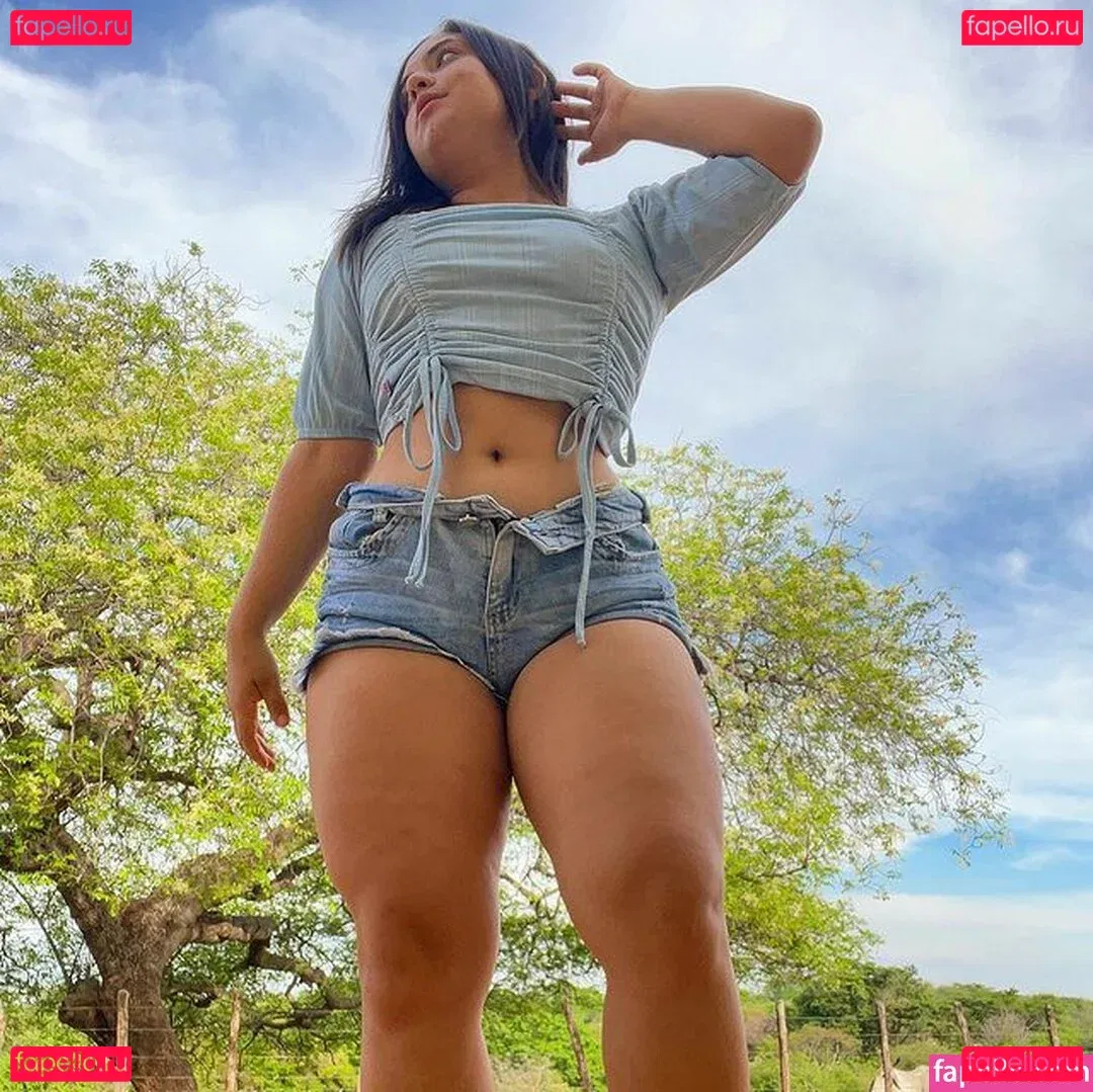 Amanda Dantas Onlyfans Photo Gallery 