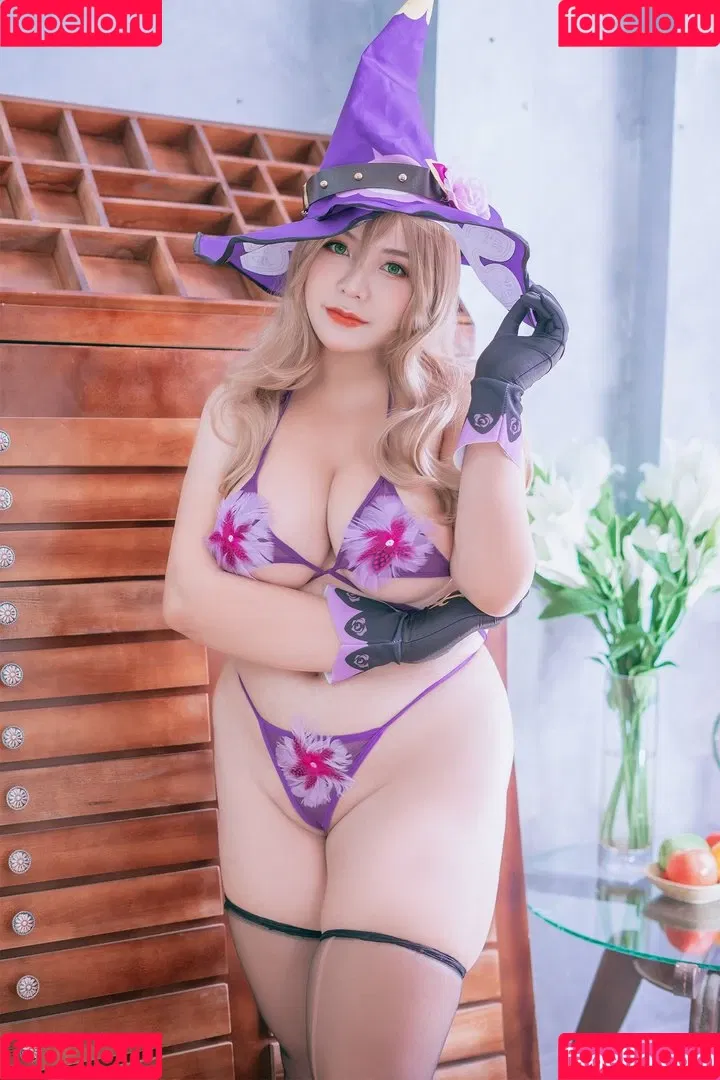 QueenieChuppy Onlyfans Photo Gallery 