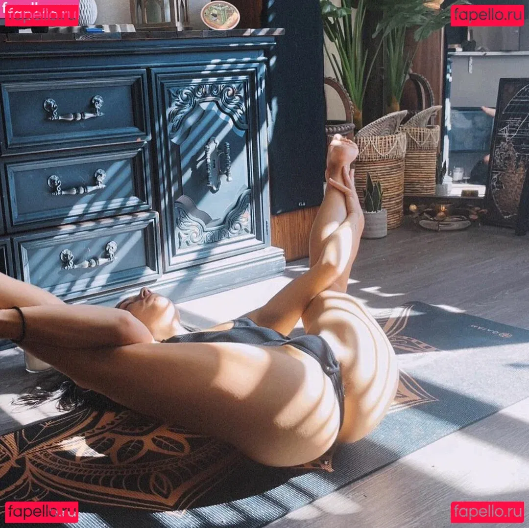 Barista Ry Onlyfans Photo Gallery 