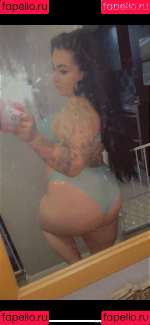 priv_tara69 Onlyfans Photo Gallery 