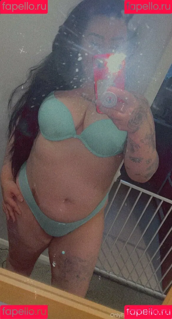 priv_tara69 Onlyfans Photo Gallery 