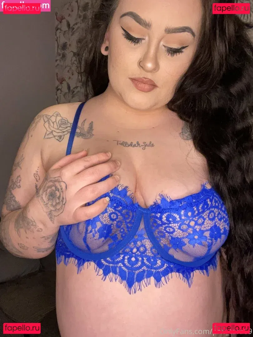 priv_tara69 Onlyfans Photo Gallery 