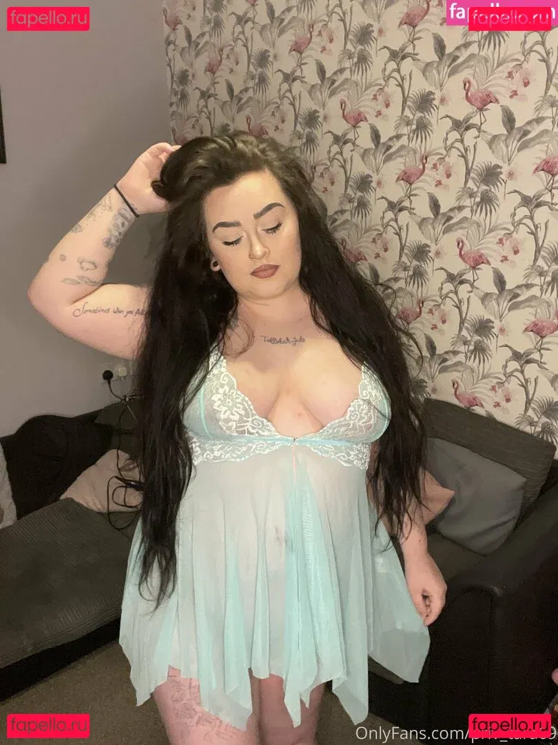priv_tara69 Onlyfans Photo Gallery 