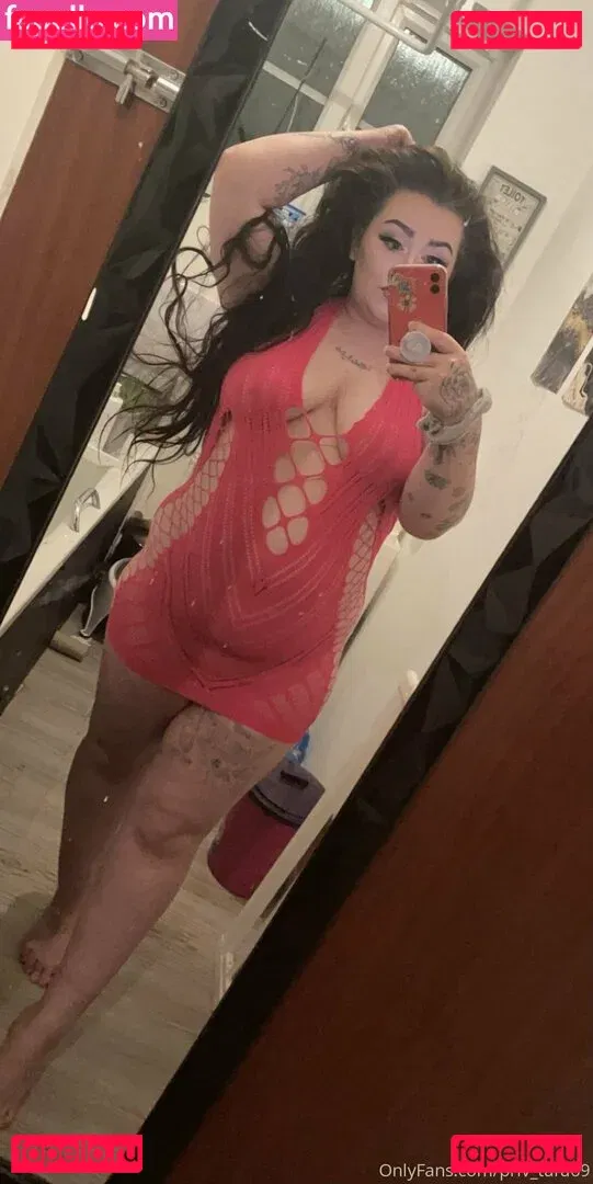 priv_tara69 Onlyfans Photo Gallery 