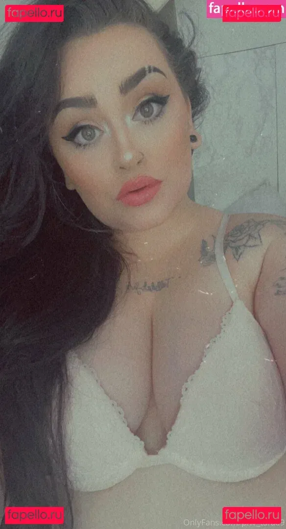 priv_tara69 Onlyfans Photo Gallery 