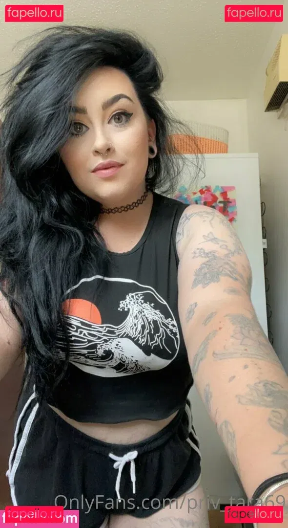 priv_tara69 Onlyfans Photo Gallery 