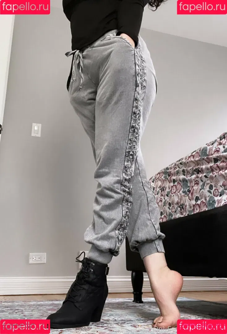 mxdchai Onlyfans Photo Gallery 