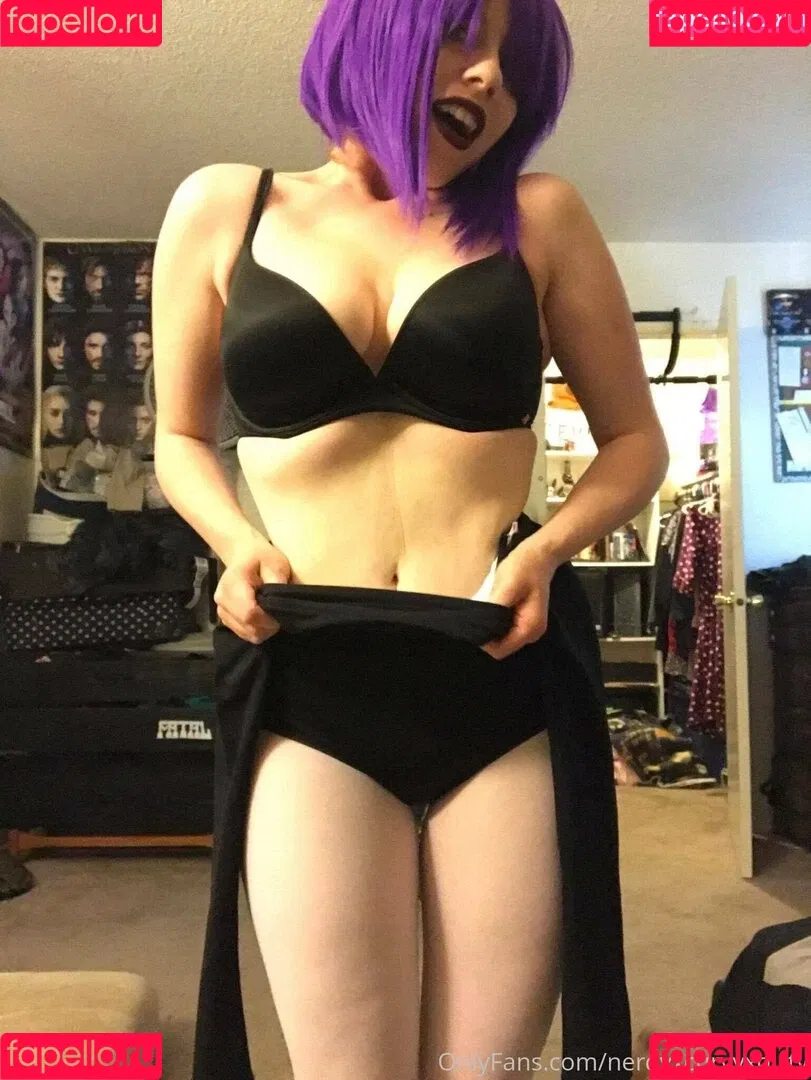 nerdyxcurvyxdirty Onlyfans Photo Gallery 