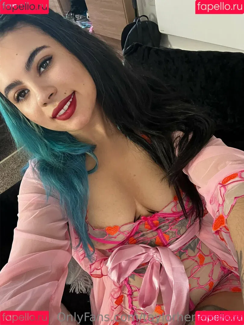 taylorhenriesfree Onlyfans Photo Gallery 