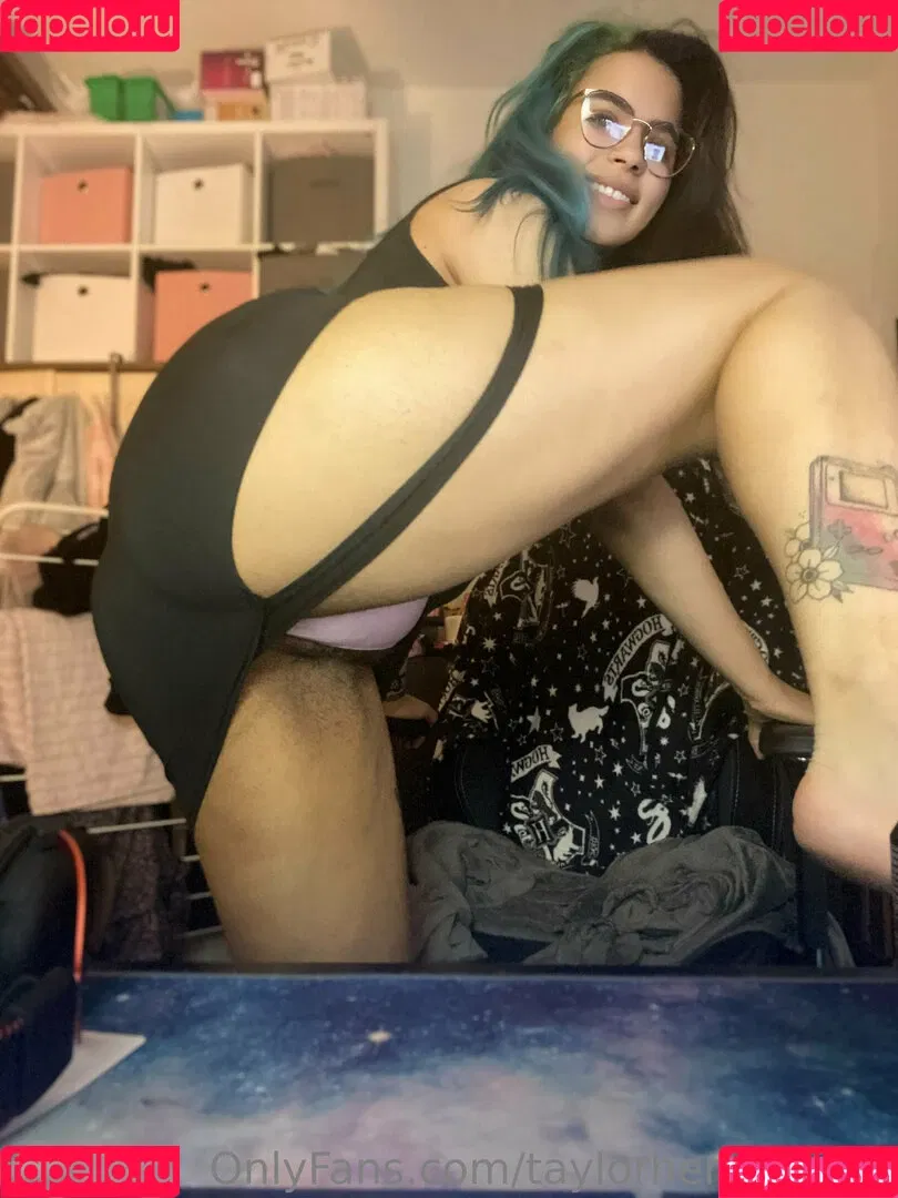 taylorhenriesfree Onlyfans Photo Gallery 