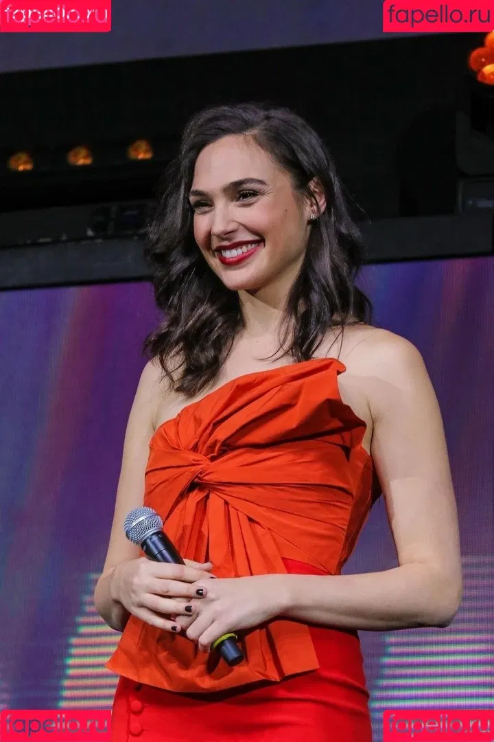 gal_gadot Onlyfans Photo Gallery 
