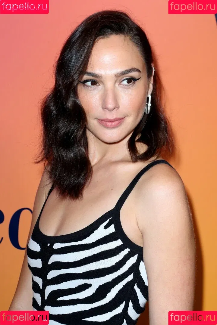 gal_gadot Onlyfans Photo Gallery 